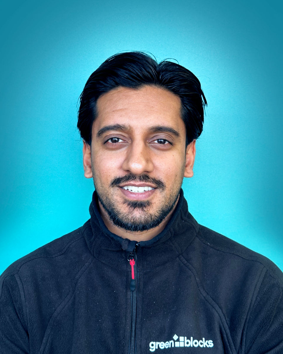 Khizr, Jalani_Geschäftsführer-gbBAU